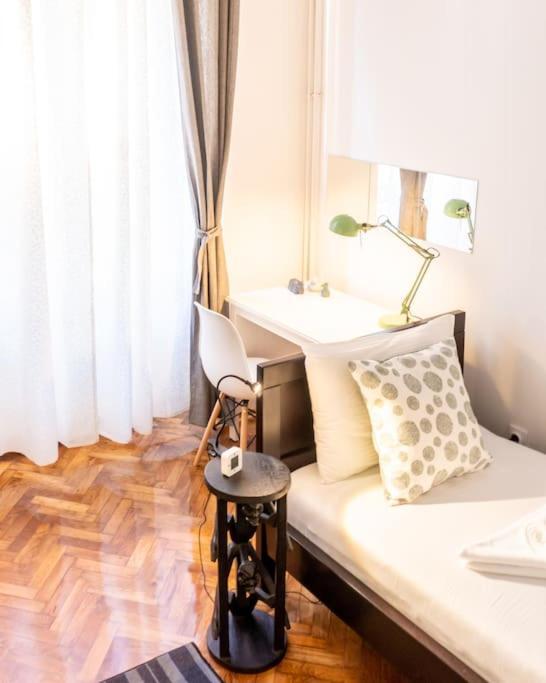 Central And Comfy 2Bdr Apartment Near Parliament 贝尔格莱德 外观 照片